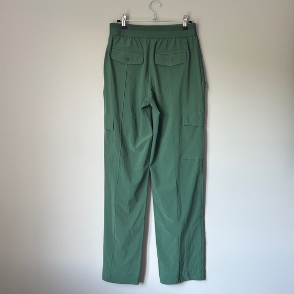 Athleta Highwaist Women's wide legs Green Cargo Pants size 2 - Picture 7 of 10